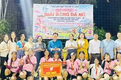 Đội bóng làng Chrơng vô địch Giải bóng đá nữ xã Hra năm 2026