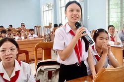 Trẻ em xã Uar kiến nghị nhiều vấn đề về học tập và an toàn trường học