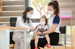 Cúm A ở trẻ em: 5 dấu hiệu cảnh báo cha mẹ không nên bỏ qua