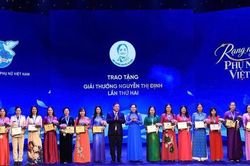 17 tập thể, c&aacute; nh&acirc;n xuất sắc nhận Giải thưởng Phụ nữ Việt Nam năm 2026