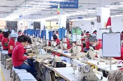 Phạt đến 150 triệu đồng nếu kh&ocirc;ng tổ chức kh&aacute;m sức khỏe cho người lao động