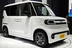 Kei-car BYD Racco lần đầu 'ra quốc tế', đắt hơn 3,5 lần ở Nhật
