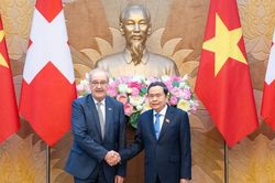 Chủ tịch Quốc hội Trần Thanh Mẫn hội kiến Tổng thống Li&ecirc;n bang Thụy Sĩ