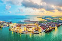 Đột ph&aacute; từ thể chế v&agrave; m&ocirc;i trường kinh doanh