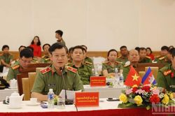 Giữ vững thế trận an ninh, củng cố tuyến bi&ecirc;n giới h&ograve;a b&igrave;nh, hữu nghị, hợp t&aacute;c