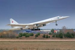 Qu&acirc;n sự thế giới h&ocirc;m nay (18-10): M&aacute;y bay n&eacute;m bom chiến lược Tu-160M của Nga lột x&aacute;c với c&ocirc;ng nghệ mới