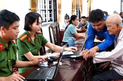 TP Huế tổ chức thu nhận mẫu ADN th&acirc;n nh&acirc;n liệt sĩ