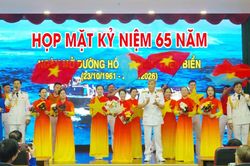 Họp mặt kỷ niệm 65 năm Ng&agrave;y mở đường Hồ Ch&iacute; Minh tr&ecirc;n biển