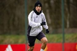Chuyển động MU 24/7 ngày 18/10: Amad Diallo muốn xây dựng di sản tại Old Trafford; Michael Carrick cảnh báo MU trước trận gặp Leeds;