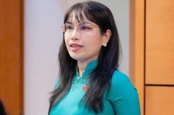 Đại biểu Quốc hội: Niềm vui tăng lương chưa trọn vẹn khi chi ph&iacute; thiết yếu tăng cao