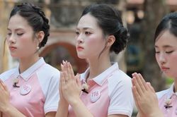 8 th&iacute; sinh Hoa hậu Việt Nam d&acirc;ng hương tại C&ocirc;n Sơn - Kiếp Bạc