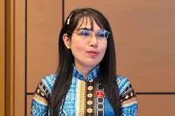 Lương tăng 2 triệu nhưng chi ph&iacute; thiết yếu tăng... 3 triệu