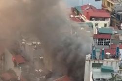 Ch&aacute;y nh&agrave; trong ng&otilde; ở Xu&acirc;n Đỉnh, H&agrave; Nội