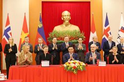 Bộ C&ocirc;ng Thương th&ocirc;ng tin về cơ hội kinh tế sau k&yacute; kết VEFTA