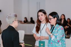 Bớt lệ thuộc 'chiến thần' livestream, DN mở kênh bán hàng từ chính nhân viên