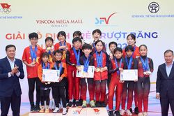 H&agrave; Nội gi&agrave;nh 19 HCV tại giải v&ocirc; địch trẻ Trượt băng Quốc gia 2026