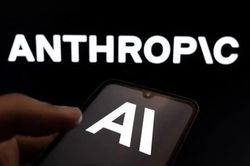 Anthropic bồi thường 1,5 tỷ USD v&igrave; vi phạm bản quyền s&aacute;ch huấn luyện AI