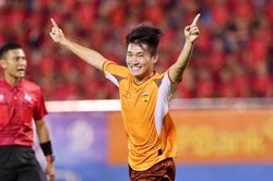 HAGL thua đau Ninh B&igrave;nh trong trận đấu c&oacute; 2 thẻ đỏ