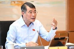 Thủ tướng: Ki&ecirc;n định ổn định kinh tế vĩ m&ocirc;, quyết liệt giảm chi ph&iacute; đầu v&agrave;o