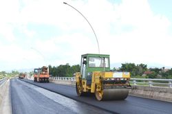 Gấp r&uacute;t ho&agrave;n th&agrave;nh đường dẫn ph&iacute;a nam cầu S&ocirc;ng Thu