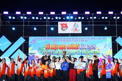 S&ocirc;i nổi cuộc thi 'Vũ điệu học đường' năm 2026