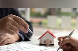 Pháp luật thế giới về thị trường bất động sản: Bangladesh sửa luật về chuyển nhượng tài sản nhằm bảo vệ người cao tuổi