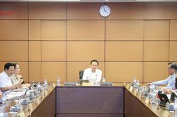 Khơi th&ocirc;ng nguồn lực, n&acirc;ng cao chất lượng tăng trưởng
