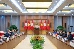 Th&uacute;c đẩy thực hiện thỏa thuận cấp cao giữa Việt Nam - Thụy Sĩ