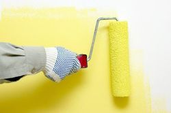 Trát tường xong bao lâu có thể sơn được?