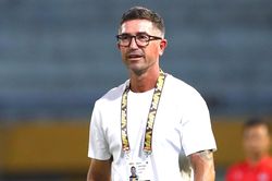 C&ocirc;ng an H&agrave; Nội vs H&agrave; Nội FC: Giới hạn cuối cho HLV Harry Kewell