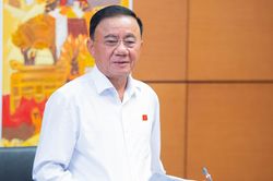 Thường trực Ban B&iacute; thư: Gi&aacute; điện n&ecirc;n giảm, chỉ tăng khi ph&aacute;t sinh chi ph&iacute;