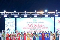 Sôi nổi chương trình văn nghệ rực rỡ sắc hoa của phụ nữ xã Quang Minh
