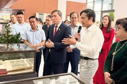 Khai mạc Không gian trưng bày thành tựu nghiên cứu khoa học về con người và cộng đồng