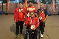 Nguyễn Thị Ngọc Th&uacute;y gi&agrave;nh Huy chương Đồng n&eacute;m lao nữ tại Asian Para Games 5