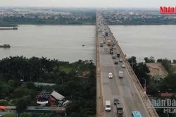 [Video] H&agrave; Nội ph&acirc;n luồng giao th&ocirc;ng tr&ecirc;n cầu Thăng Long từ ng&agrave;y 22/10