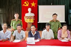 Đánh số từng vật nuôi, ngăn chặn tình trạng trâu, bò thả rông