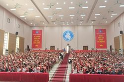 TUEBA đổi mới đ&agrave;o tạo, lấy trải nghiệm thực tế v&agrave; c&ocirc;ng nghệ AI l&agrave;m điểm nhấn