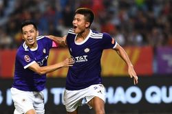 HLV Harry Kewell khen ngợi Văn Tùng sau chiến thắng kịch tính trước CLB Công an Hà Nội