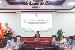 N&acirc;ng cao chất lượng đ&agrave;o tạo, khẳng định vị thế Trường Đại học Luật H&agrave; Nội
