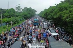 H&agrave; Nội sửa đồng loạt 4 c&acirc;y cầu