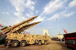 Iran dọa dùng 'cha của các loại tên lửa' để tấn công cơ sở năng lượng của đối phương