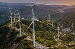 Lạng Sơn "siết" tiến độ 5 dự án điện gió
