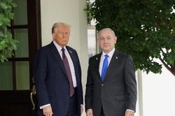Thủ tướng Israel khẳng định Mỹ l&agrave; 'mục ti&ecirc;u thực sự của Iran'