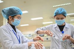 Lời ch&uacute;c hay v&agrave; &yacute; nghĩa d&agrave;nh cho nữ b&aacute;c sĩ nh&acirc;n Ng&agrave;y Phụ nữ Việt Nam 20/10