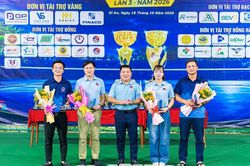 YBA Dĩ An: Kết nối trên sân tennis, sẻ chia với cộng đồng