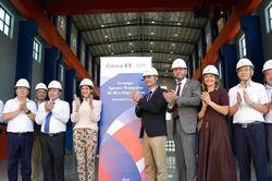 Bộ trưởng Ph&aacute;p thăm dự &aacute;n AFD tại H&ograve;a B&igrave;nh, th&uacute;c đẩy hợp t&aacute;c ph&aacute;t triển bền vững