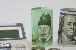 Đồng won l&ecirc;n mức cao nhất trong hơn hai năm so với đồng USD