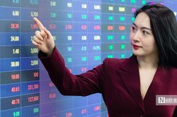 VN-Index nỗ lực hồi phục, chuy&ecirc;n gia m&aacute;ch nước nh&oacute;m ng&agrave;nh 'g&aacute;nh s&oacute;ng' cuối năm