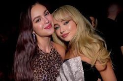 Sabrina Carpenter bị nghi 'đá xéo' Olivia Rodrigo