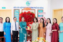 Ph&oacute; Chủ tịch UBND th&agrave;nh phố Nguyễn Thị Anh Thi thăm Hội Li&ecirc;n hiệp Phụ nữ th&agrave;nh phố Đ&agrave; Nẵng